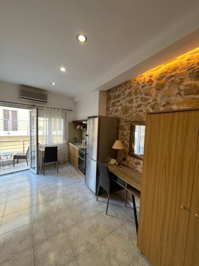 Papyrus City Centre Apartments Heraklion  ภายนอก รูปภาพ