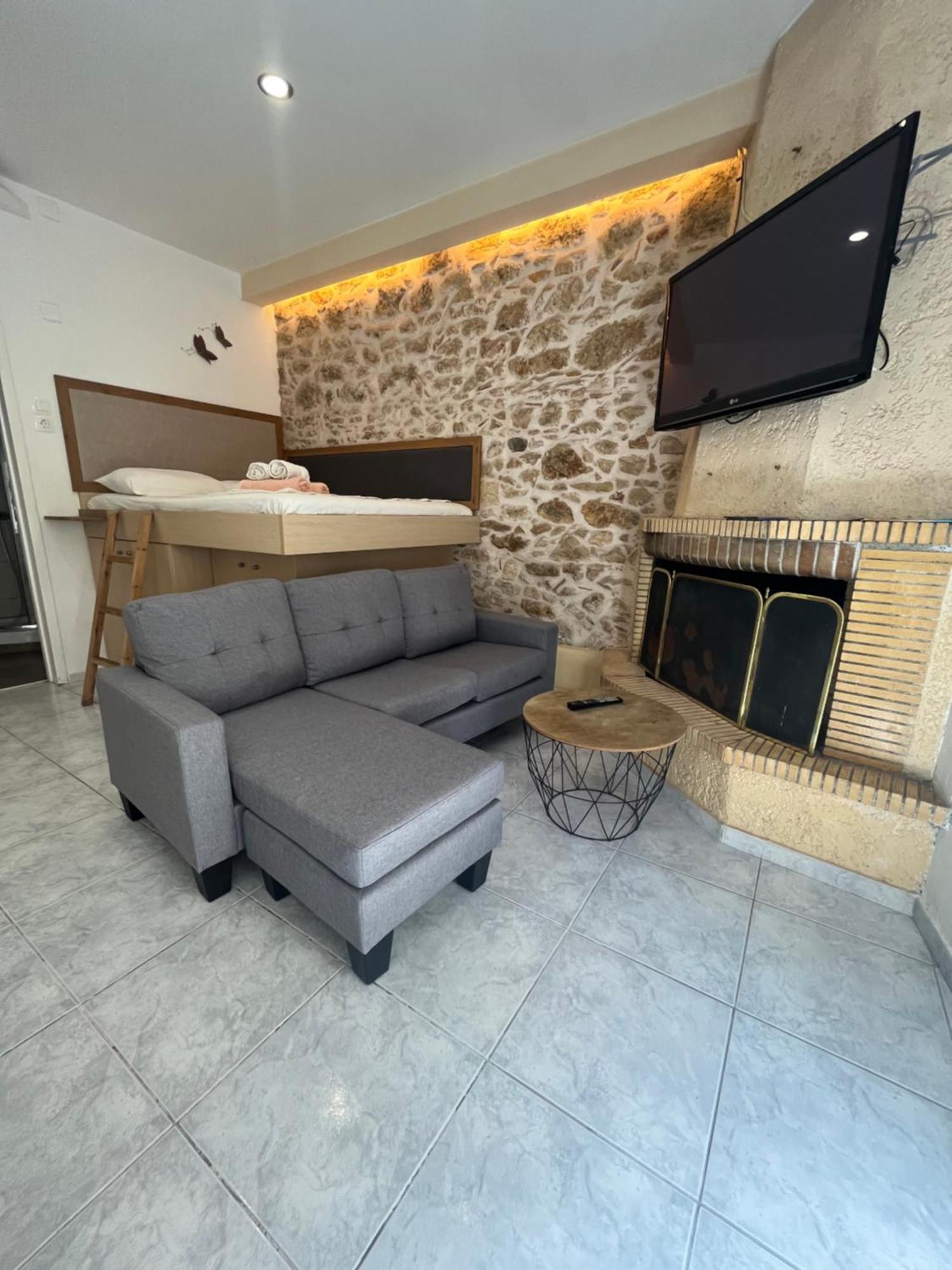 Papyrus City Centre Apartments Heraklion  ภายนอก รูปภาพ