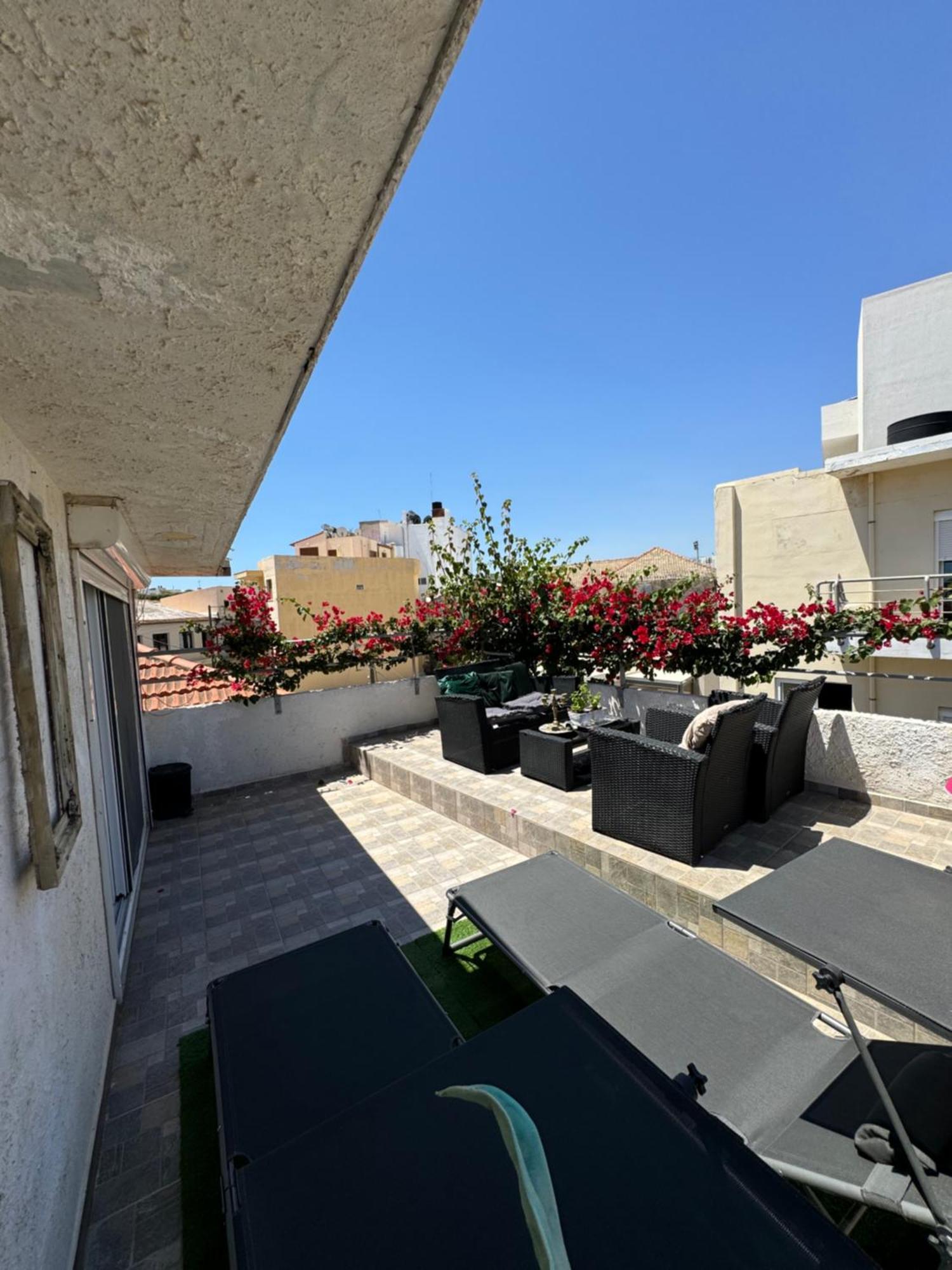 Papyrus City Centre Apartments Heraklion  ภายนอก รูปภาพ