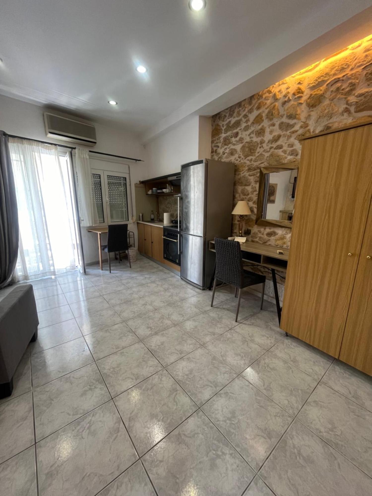 Papyrus City Centre Apartments Heraklion  ภายนอก รูปภาพ