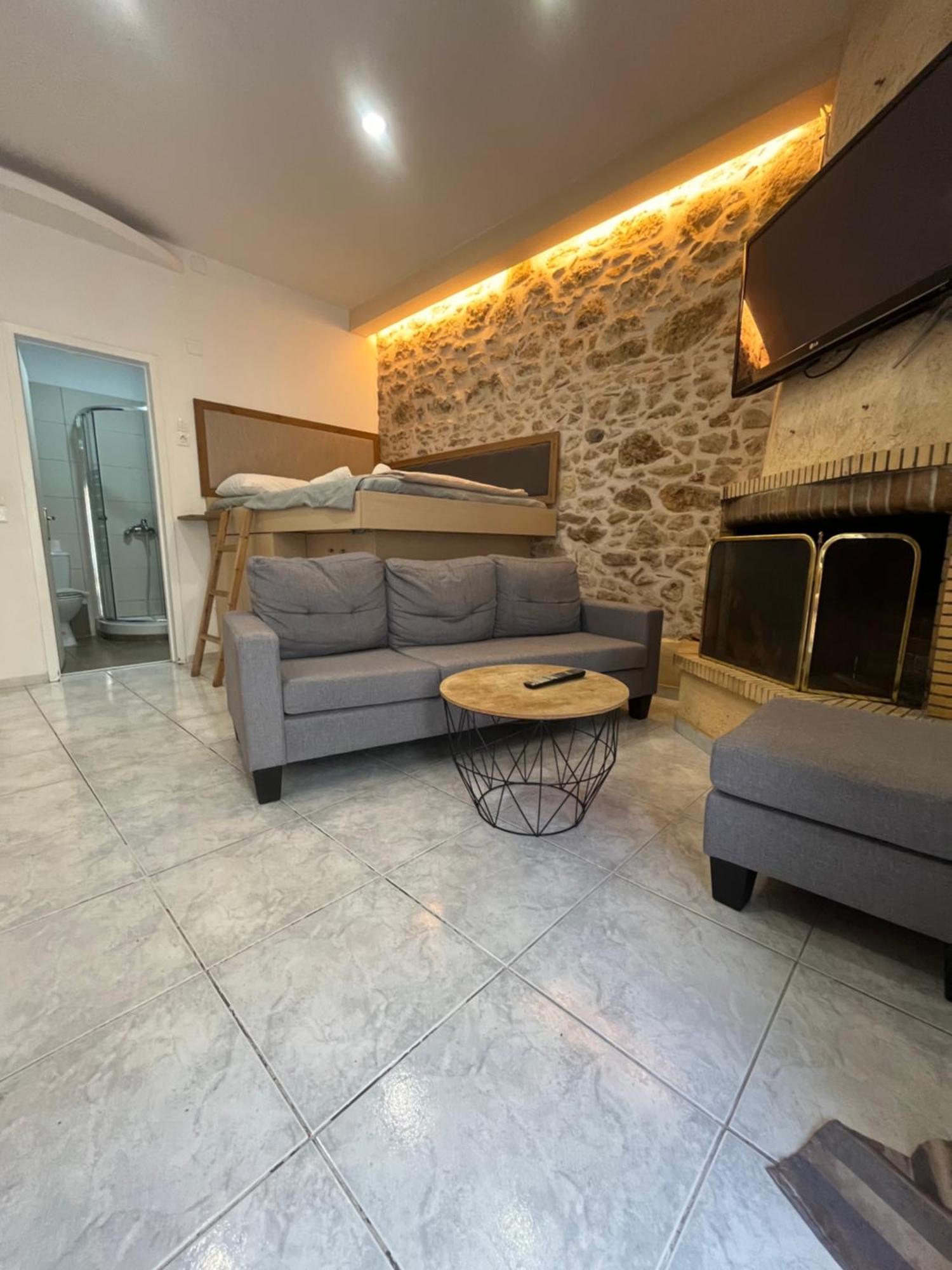 Papyrus City Centre Apartments Heraklion  ภายนอก รูปภาพ