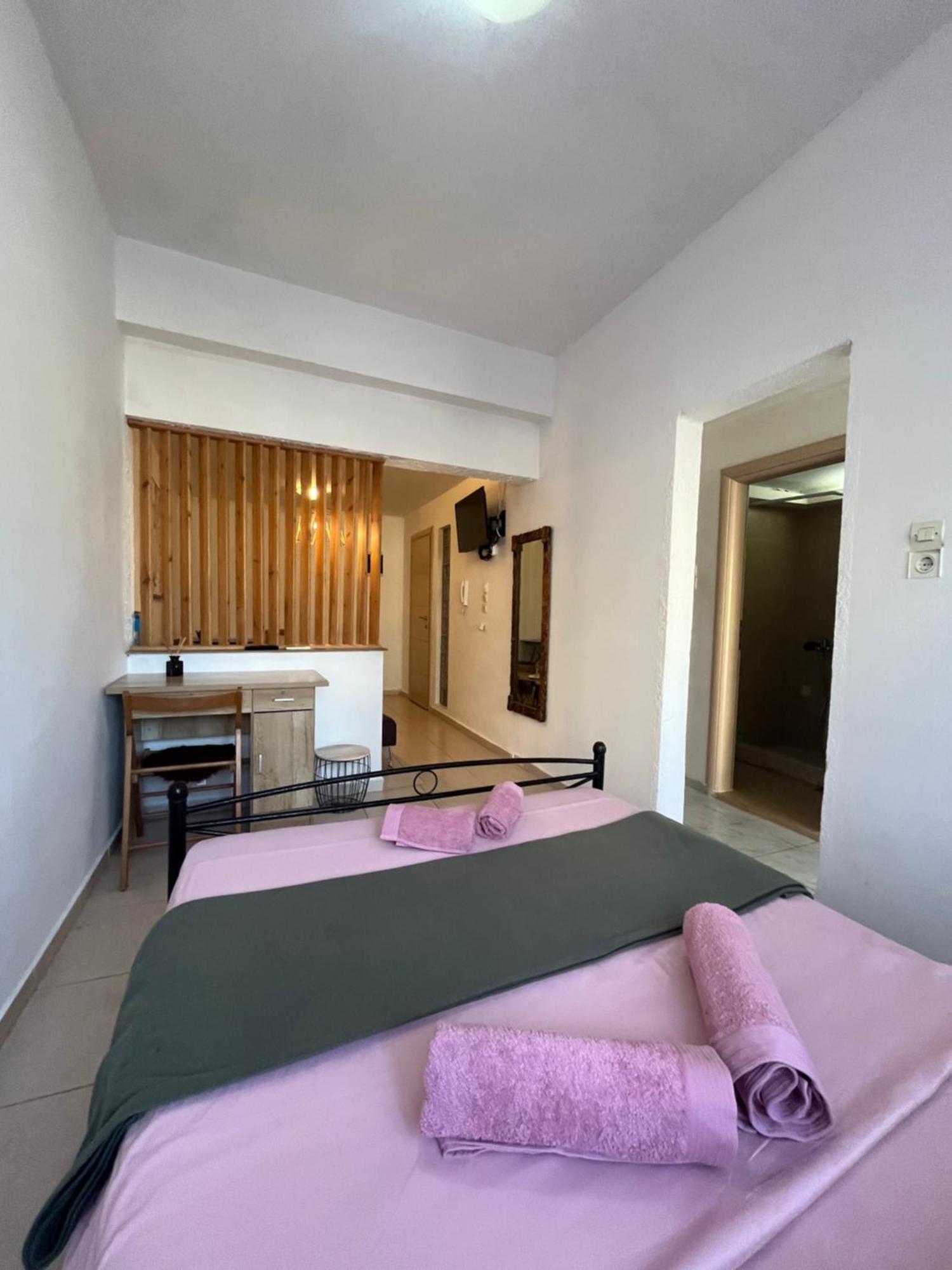Papyrus City Centre Apartments Heraklion  ภายนอก รูปภาพ