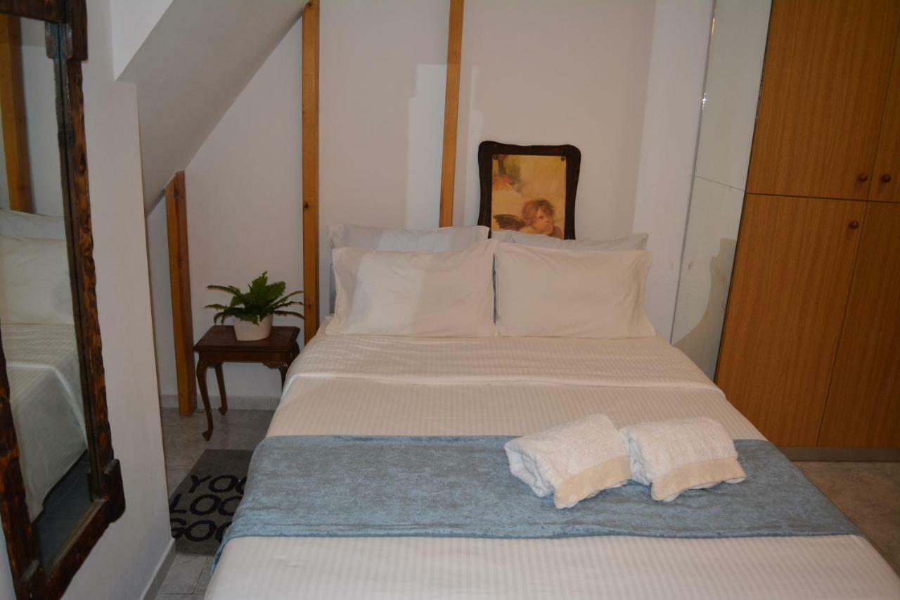 Papyrus City Centre Apartments Heraklion  ภายนอก รูปภาพ